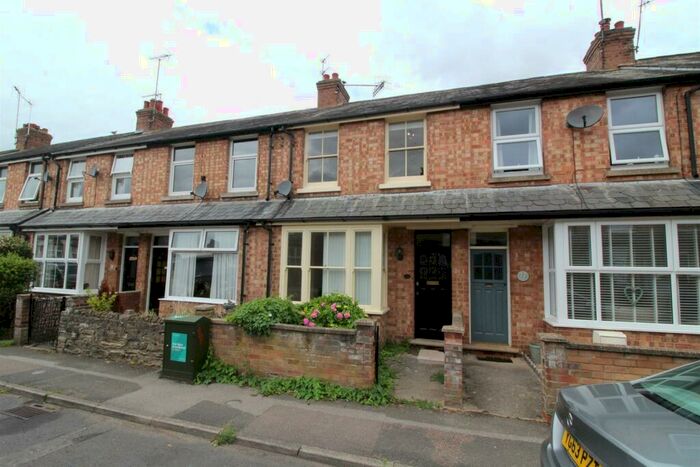 3 Bedroom Terraced House To Rent In Clarence Road, Stony Stratford, Milton Keynes, MK11