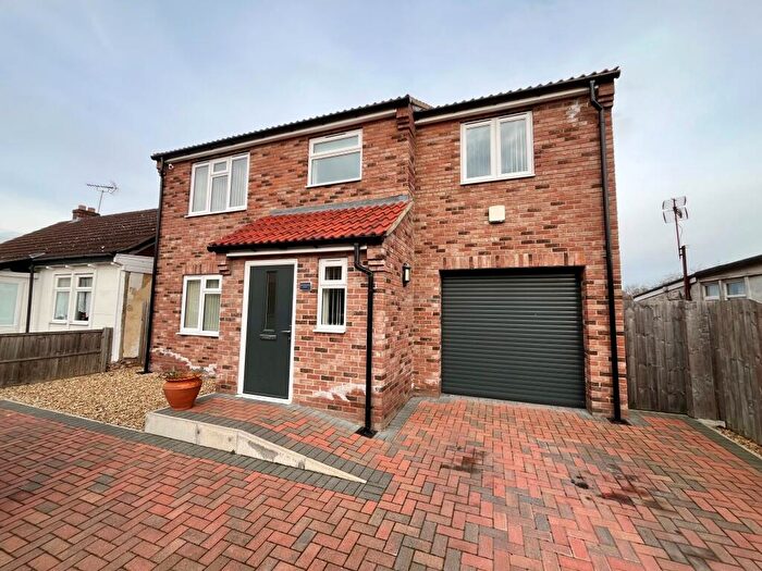 4 Bedroom Detached House To Rent In Fengate Drove, Weeting, IP27