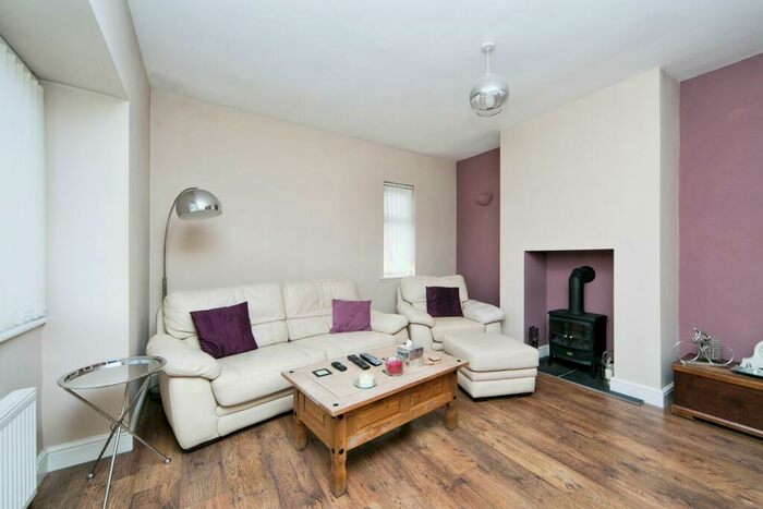 2 Bedroom Bungalow For Sale In Lon Penrhos, Morfa Nefyn, Pwllheli, Gwynedd, LL53