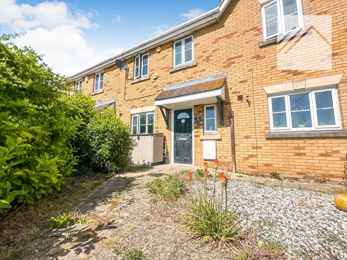 3 Bedroom Terraced House For Sale In Lavender Mews, Canvey Island, SS8