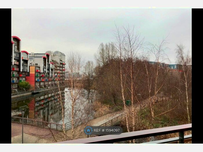 2 Bedroom Flat To Rent In Newton Lodge, London, SE10