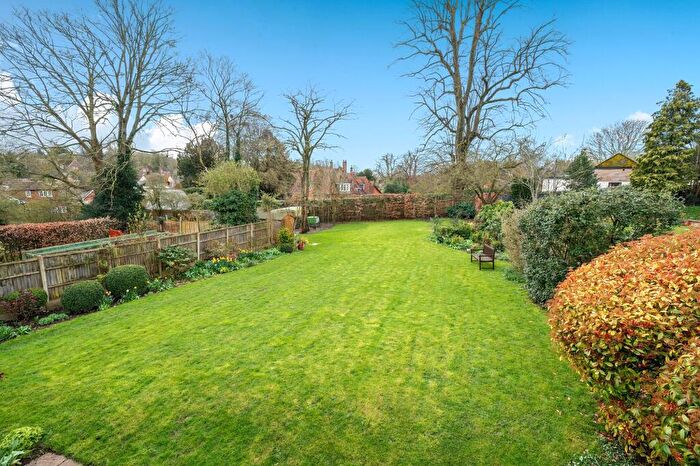 4 Bedroom Detached House For Sale In Gaston Lane, South Warnborough, RG29