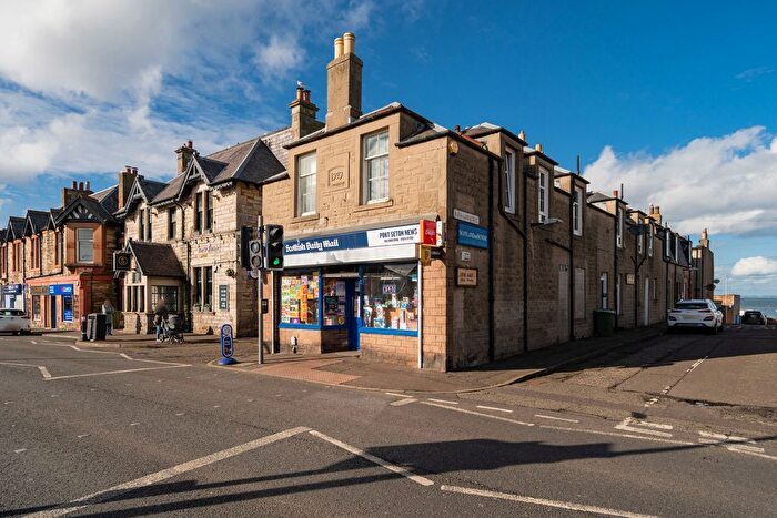 1 Bedroom Flat For Sale In Barracks Street, Port Seton, EH32