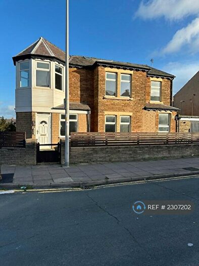 3 Bedroom Semi-Detached House To Rent In Elizabeth Street, Blackpool, FY1