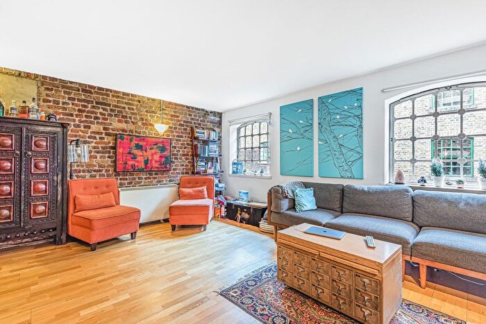 2 Bedroom Flat To Rent In Maidstone Buildings Mews, London, SE1