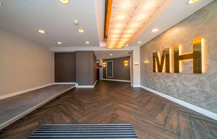 1 Bedroom Apartment To Rent In Madison House, Wrentham Street, B5