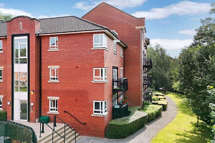 2 Bedroom Apartment For Sale In Mill Green, Congleton, CW12