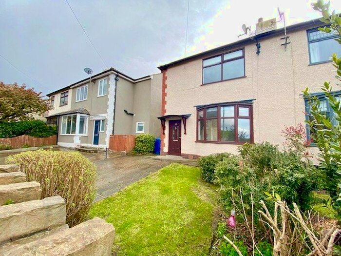 3 Bedroom Semi-Detached House To Rent In Cowpe Road, Rossendale, Lancashire, BB4
