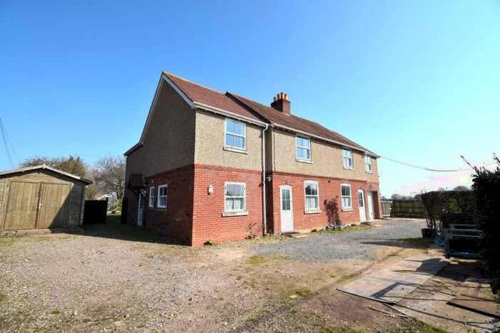 3 Bedroom Semi-Detached House To Rent In Thorpe Road, Kirby Cross, Frinton-on-Sea, CO13