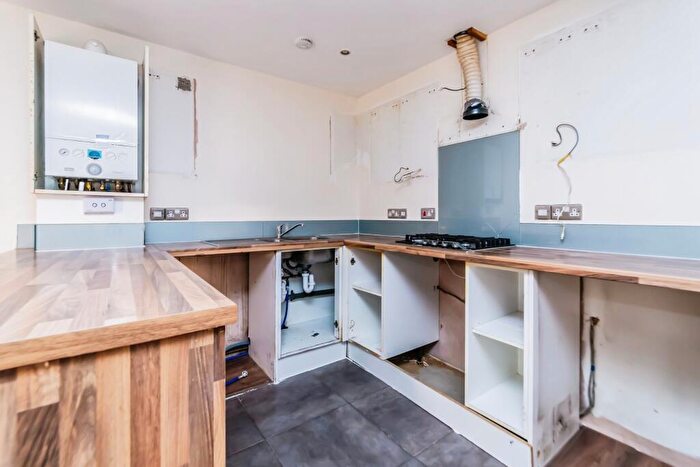 2 Bedroom Flat For Sale In Outram Road, Croydon, CR0