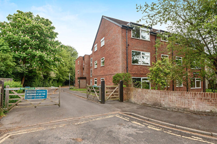 2 Bedroom Apartment For Sale In Beech Road, Headington, Oxford, OX3