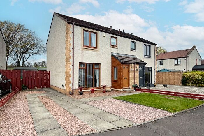 3 Bedroom Semi Detached House For Sale In Station Park, Kirkcaldy, East Wemyss, KY1