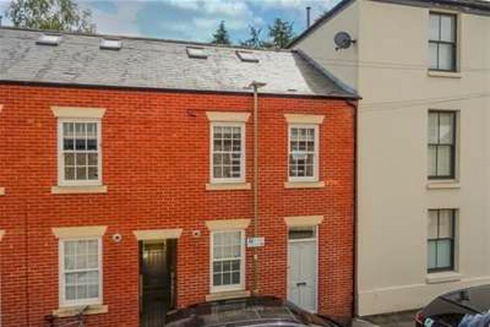 3 Bedroom House To Rent In Grove Street, OX2