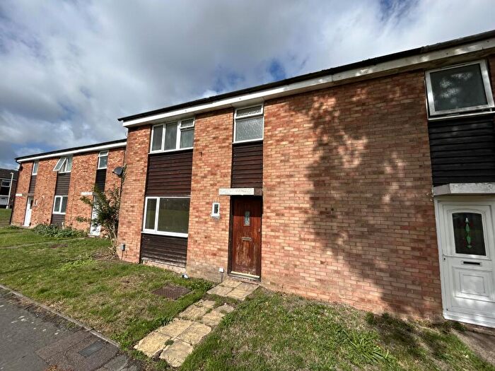 3 Bedroom Terraced House To Rent In Brentwood Close, Houghton Regis, Dunstable, LU5