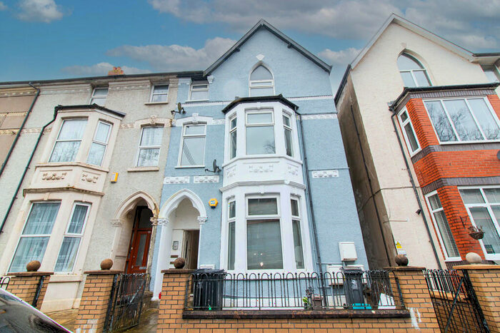 2 Bedroom Apartment To Rent In Fitzhamon Embankment, Riverside, Cardiff, CF11