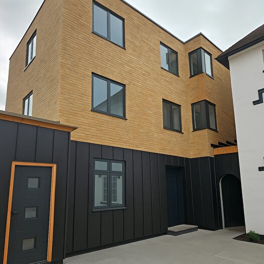Apartment To Rent In Lenside Apartments, Maidstone, ME15