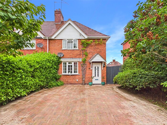 3 Bedroom Semi-Detached House For Sale In Elizabeth Avenue, Droitwich, Worcestershire, WR9