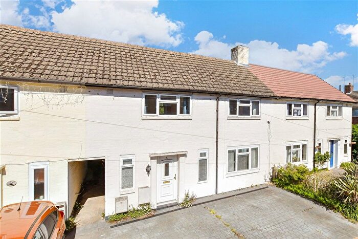 3 Bedroom Terraced House For Sale In Gaveston Road, Leatherhead, Surrey, KT22