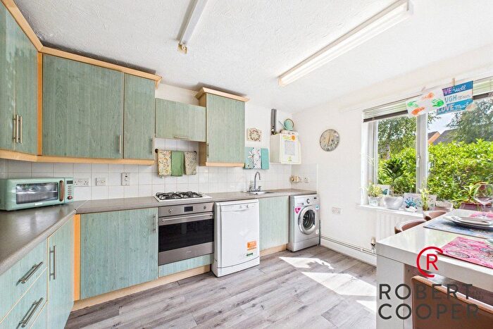 3 Bedroom Terraced House To Rent In Owen Close, Northolt, UB5