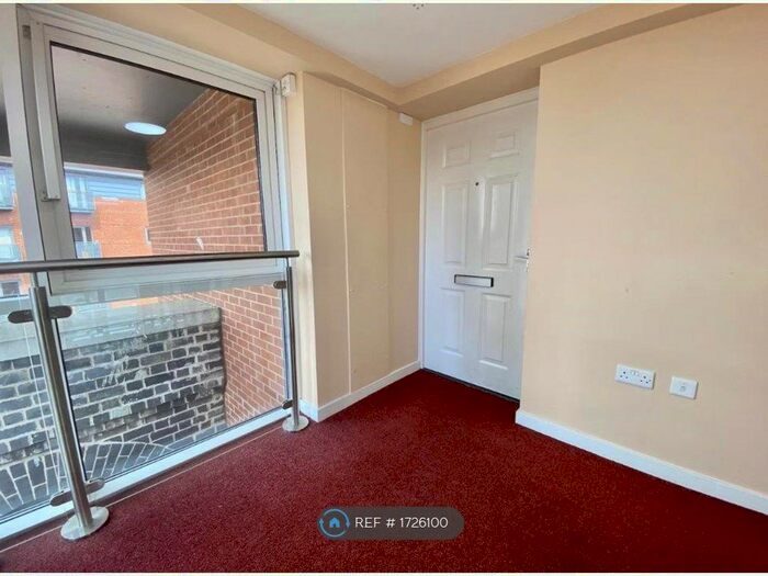 2 Bedroom Flat To Rent In Broad Gauge Way, Wolverhampton, WV10