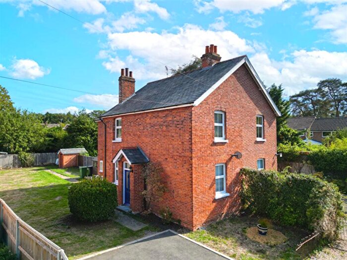 2 Bedroom Semi-Detached House To Rent In Guildford Road, Frimley Green, GU16