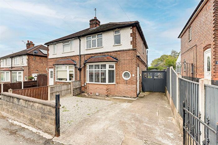 3 Bedroom Semi-Detached House For Sale In Plantation Road, Nottingham, NG8