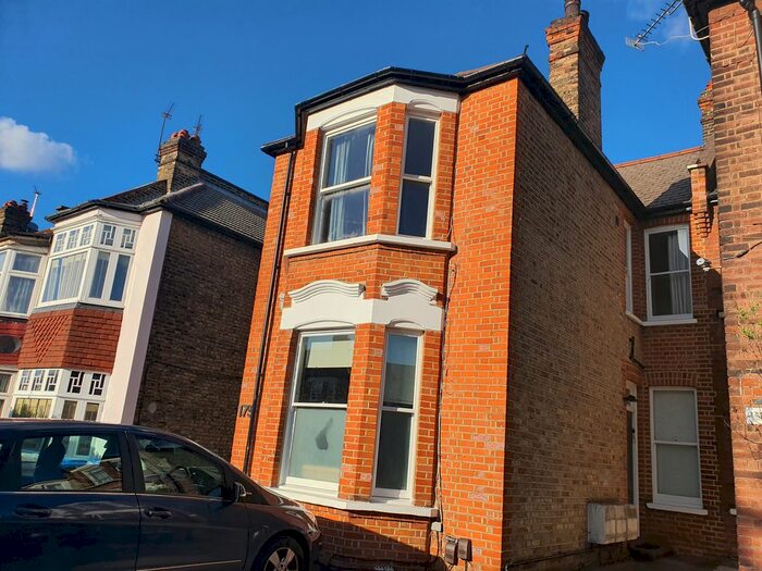 1 Bedroom Flat To Rent In Holland Road, London, NW10