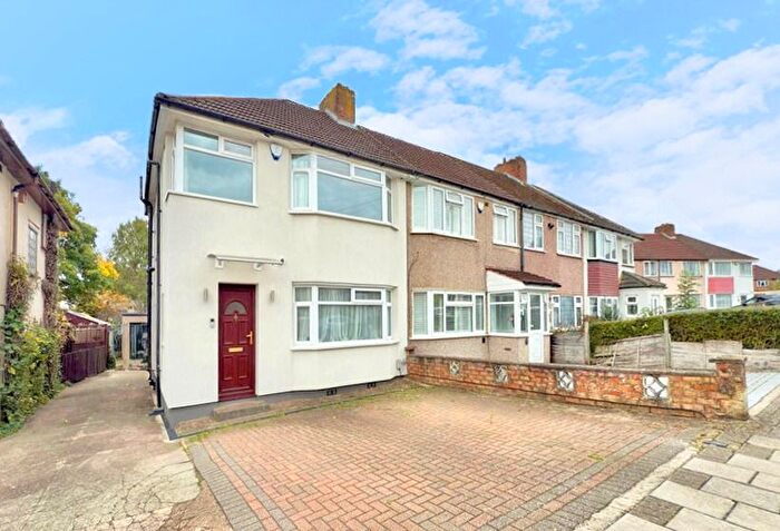 3 Bedroom End Terrace House For Sale In Stox Mead, Harrow, HA3