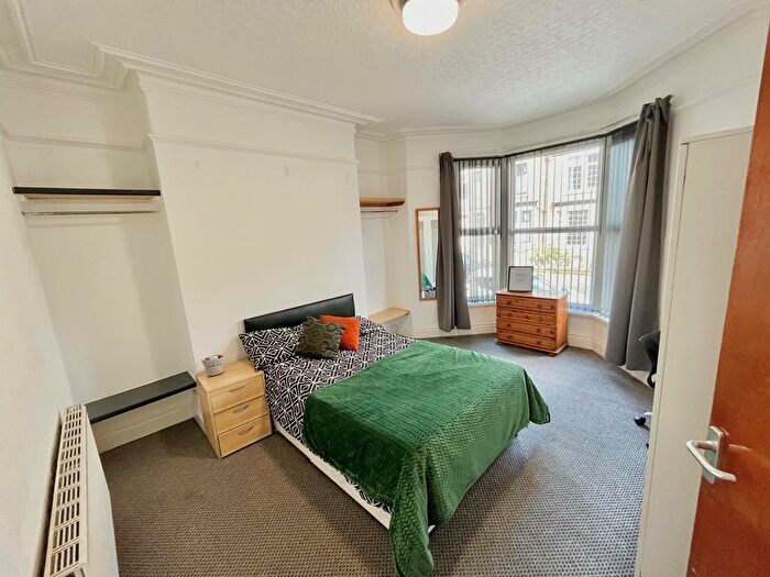 4 Bedroom Private Hall To Rent In Blades Street, Lancaster, LA1