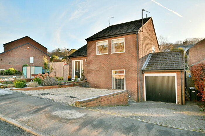 3 Bedroom Detached House For Sale In Oakfields, Burnopfield, NE16