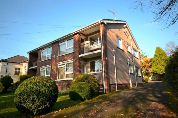 2 Bedroom Flat To Rent In Melrose Court, Penylan, Cardiff, CF23