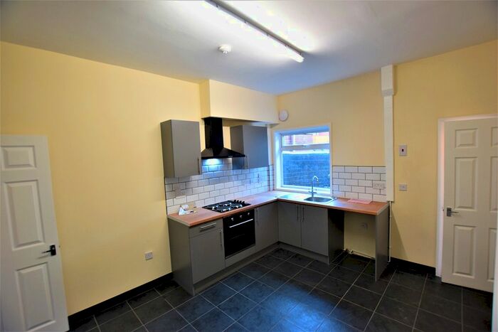 2 Bedroom Terraced House To Rent In Avondale Road, Rotherham, S61