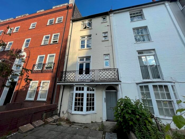1 Bedroom Flat To Rent In Richmond Place, Brighton, BN2