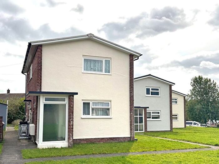 1 Bedroom Flat For Sale In Skerries Road, Southway, Plymouth, PL6