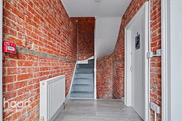 1 Bedroom Terraced House To Rent In Wincheap, Canterbury, CT1