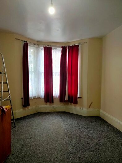 5 Bedroom Terraced House To Rent In Upton Lane, London, E7