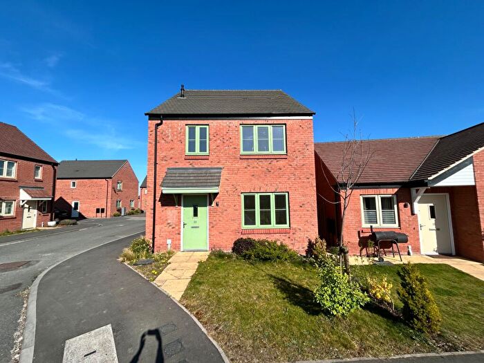4 Bedroom Detached House For Sale In The Flatts, Alrewas, Burton-on-Trent, DE13