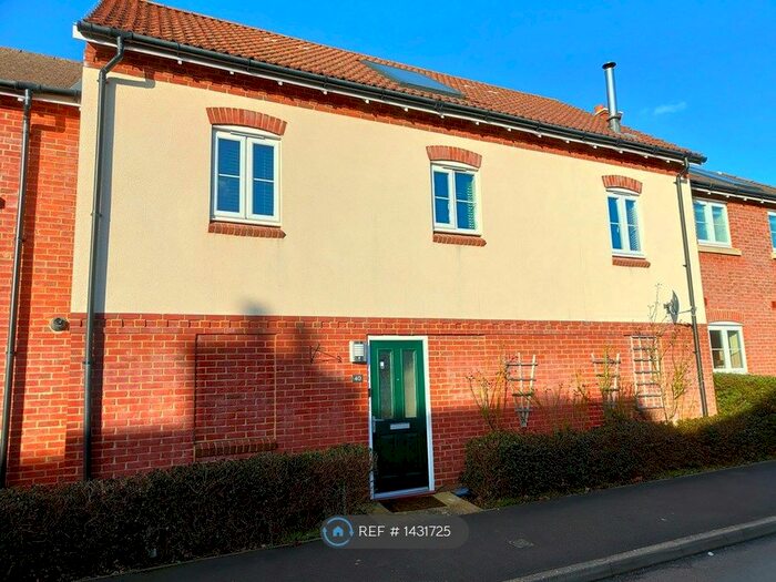 1 Bedroom Flat To Rent In Durrington, Salisbury, SP4