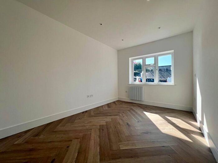 2 Bedroom Apartment To Rent In High Street, Baldock, SG7
