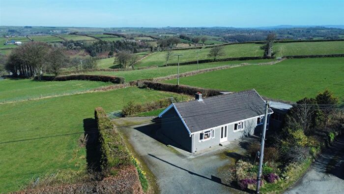 3 Bedroom Farm For Sale In Cwmsychpant, Llanybydder, SA40