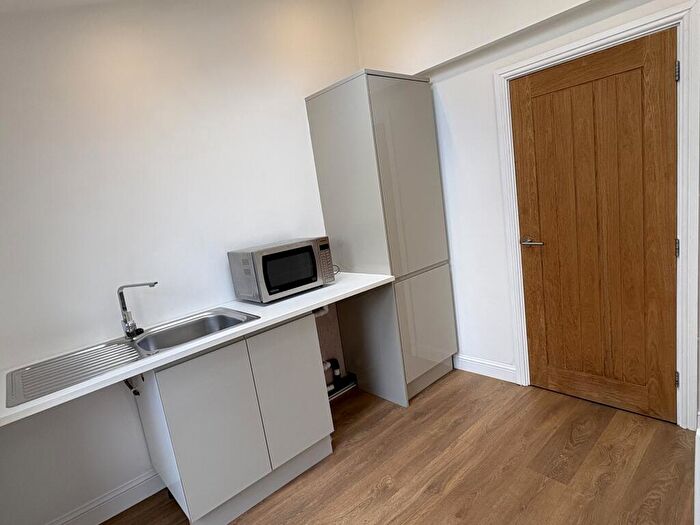 5 Bedroom House To Rent In Ainsworth Road, Bury, BL8