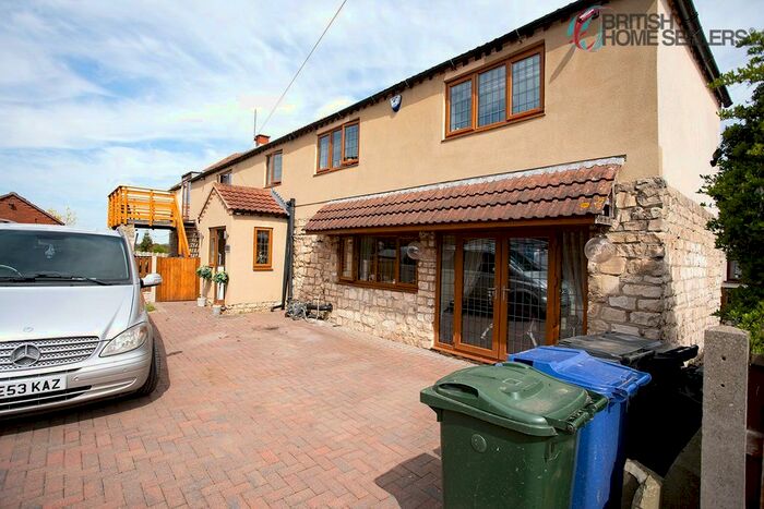 4 Bedroom Detached House For Sale In Braithwaite Lane, Braithwaite, Doncaster, South Yorkshire, DN7