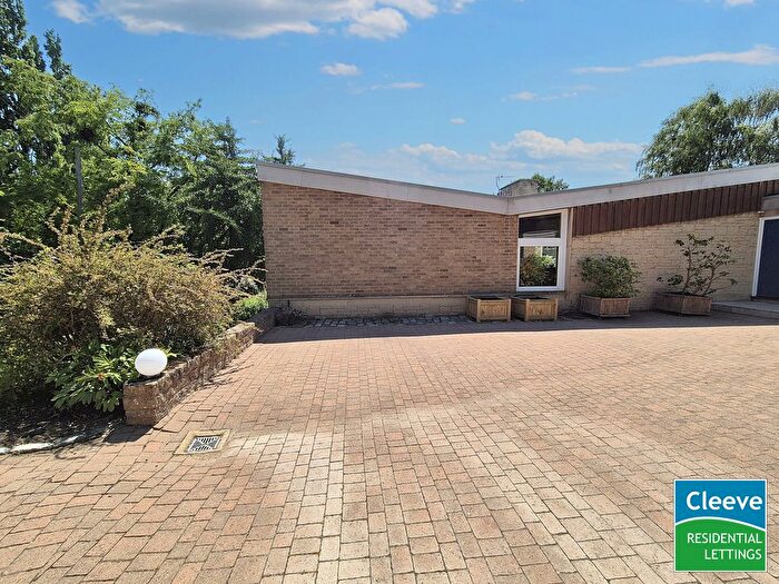 1 Bedroom Flat To Rent In Haines Orchard, Woolstone, GL52