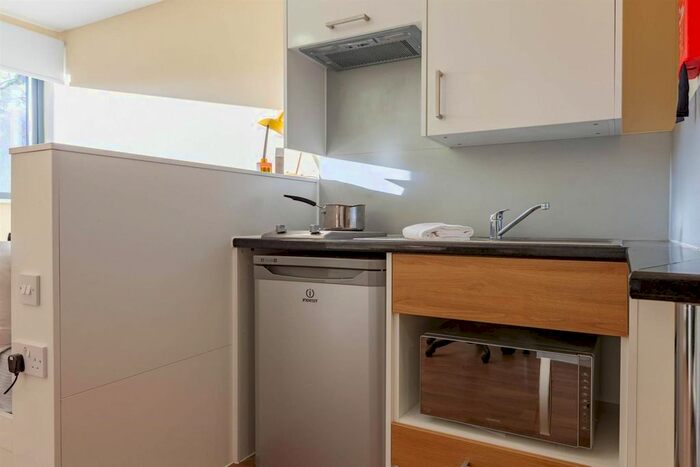 1 Bedroom Flat To Rent In Dean Street, Bangor, LL57