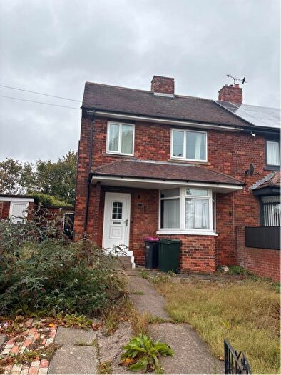 3 Bedroom Semi-Detached House To Rent In East Avenue, Swinton, S64