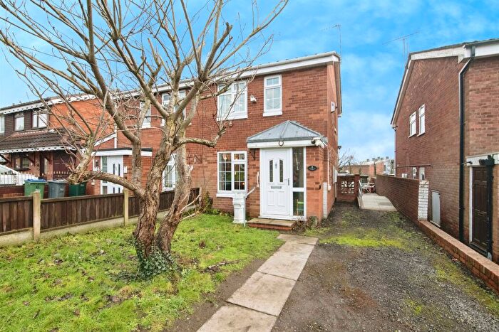 2 Bedroom Semi Detached House For Sale In Warren Close, Tipton, DY4