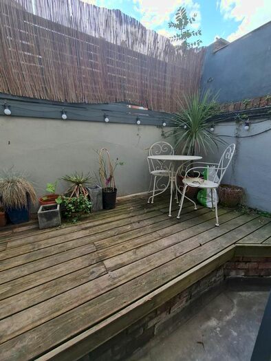 1 Bedroom Flat To Rent In Hillfield Avenue, London, N8