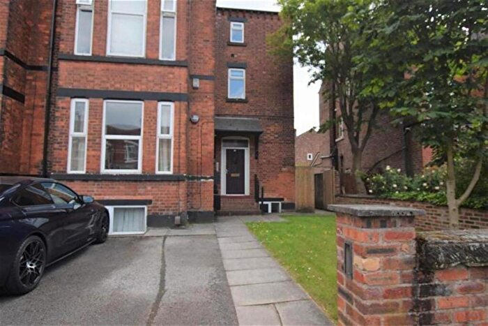 2 Bedroom Apartment To Rent In Atwood Road, Didsbury, M20