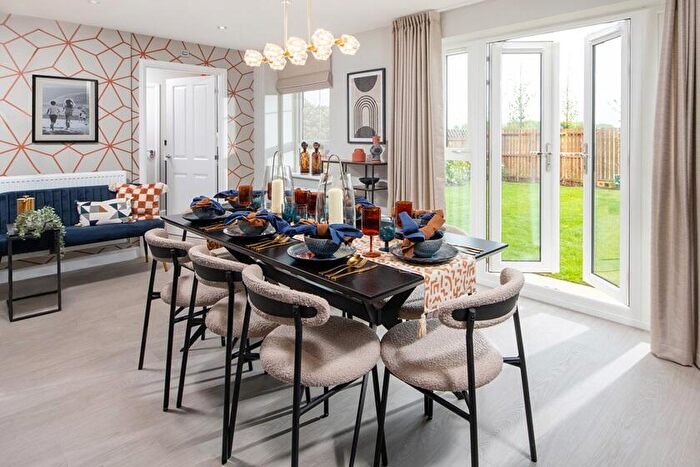 4 Bedroom Detached House For Sale In Brokenstone Road, Feniscowles, Blackburn With Darwen, Lancashire, BB3