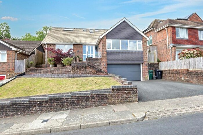 4 Bedroom Detached House For Sale In Hillside Way, BN1